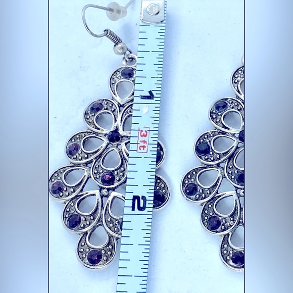 3 pairs of dangle earrings with fishhook findings - Picture 3 of 7